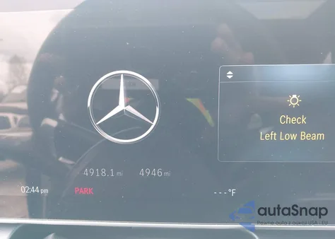 2024 Mercedes-Benz Glc 300 4Matic Suv z USA, uszkodzony, nr VIN W1NKM4HB0RF228318